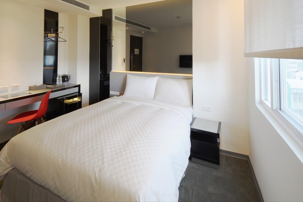 Cityinn Hotel Plus - Taichung Station Branch Экстерьер фото